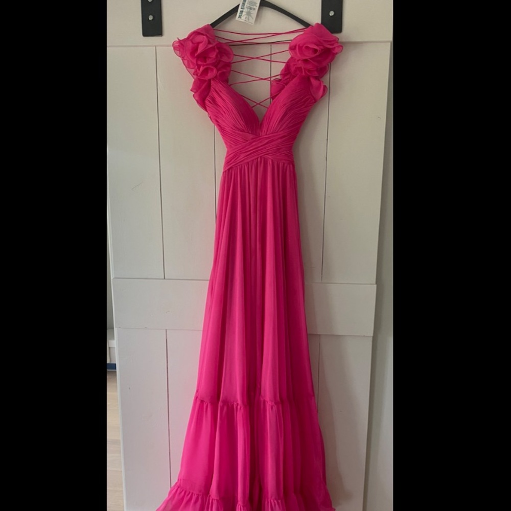 MAC DUGGAL RUFFLE SHOULDER LACE UP GOWN